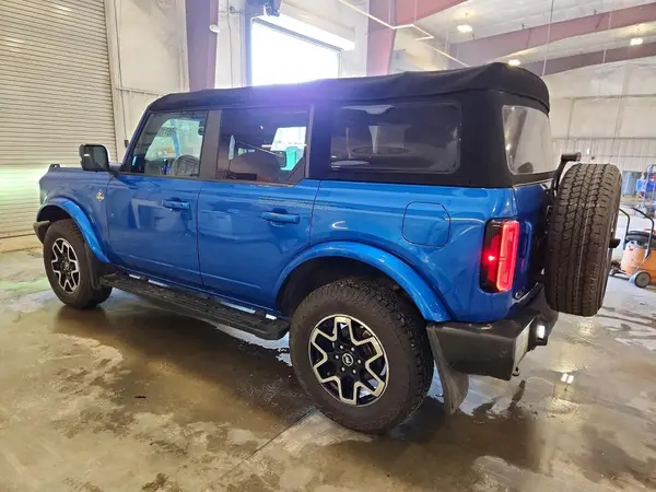 1FMDE5BH5NLB13592 2022 FORD BRONCO - Image 2