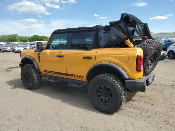 1FMDE5BH6NLA85009 2022 FORD BRONCO - Image 2