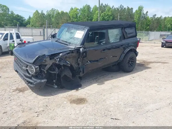 1FMDE5BH6NLA86581 2022 FORD BRONCO - Image 2