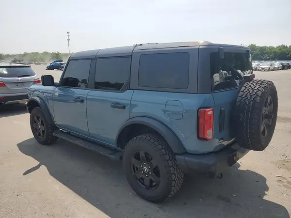 1FMDE5BH6NLB00740 2022 FORD BRONCO - Image 2