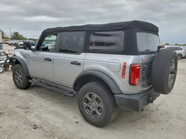 1FMDE5BH6NLB17165 2022 FORD BRONCO - Image 2