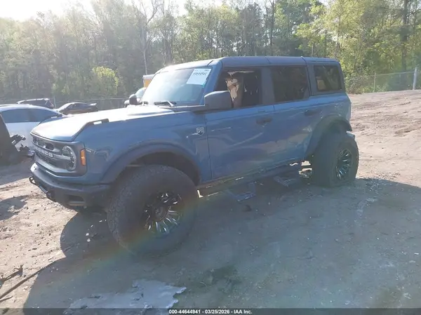 1FMDE5BH6NLB73882 2022 FORD BRONCO - Image 2