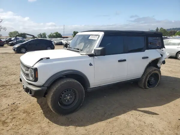 1FMDE5BH6PLA98359 2023 FORD BRONCO - Image 1