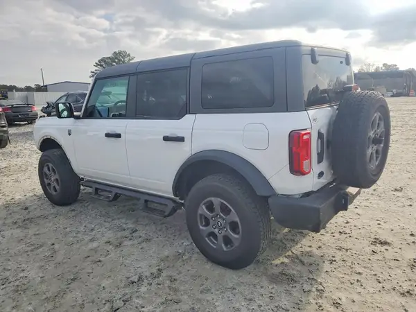 1FMDE5BH6PLB48368 2023 FORD BRONCO - Image 2