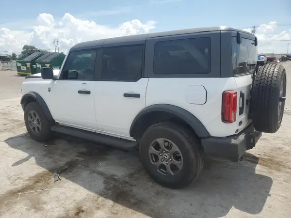1FMDE5BH6PLB63064 2023 FORD BRONCO - Image 2