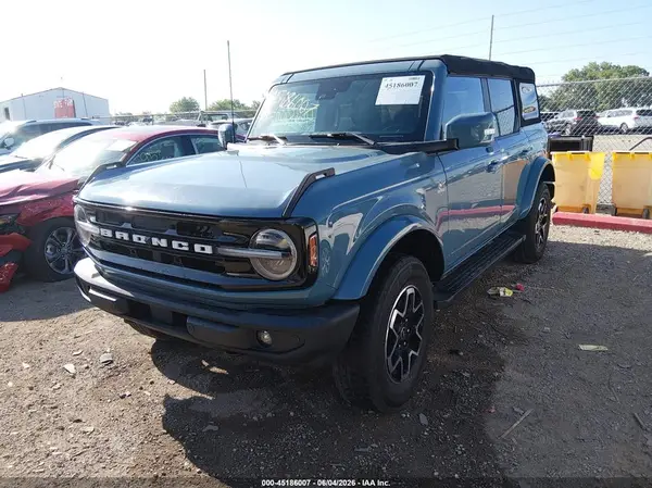 1FMDE5BH7MLA91979 2021 FORD BRONCO - Image 2