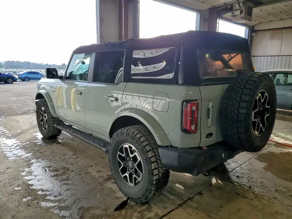 1FMDE5BH7MLA98236 2021 FORD BRONCO - Image 2
