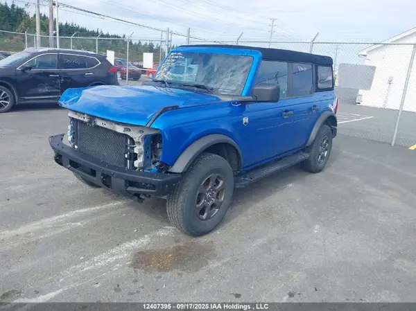 1FMDE5BH7PLB89768 2023 FORD BRONCO - Image 2