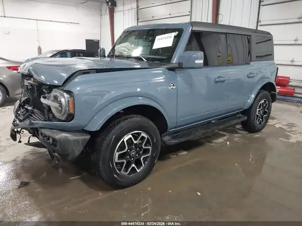 1FMDE5BH7PLB97238 2023 FORD BRONCO - Image 2