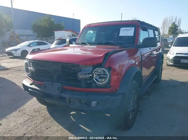 1FMDE5BH8MLA79307 2021 FORD BRONCO - Image 2