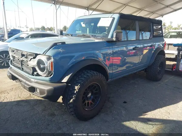 1FMDE5BH9MLA83351 2021 FORD BRONCO - Image 2