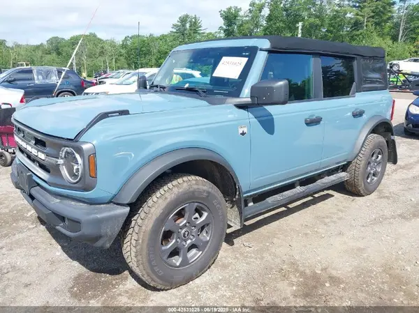 1FMDE5BH9NLA86879 2022 FORD BRONCO - Image 2