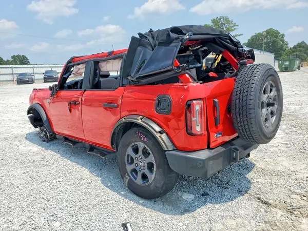 1FMDE5BH9NLB15670 2022 FORD BRONCO - Image 2