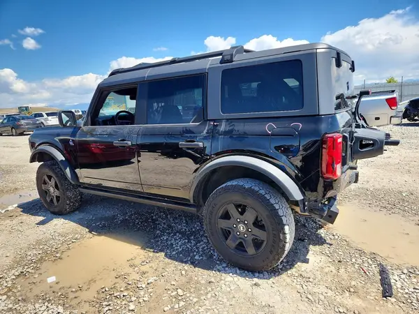 1FMDE5BH9NLB21887 2022 FORD BRONCO - Image 2