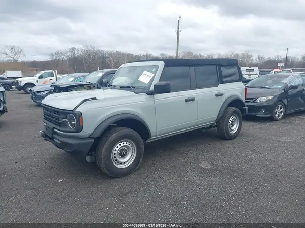 1FMDE5BH9NLB39693 2022 FORD BRONCO - Image 2