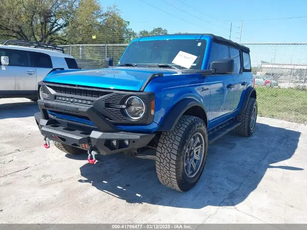 1FMDE5BH9NLB66327 2022 FORD BRONCO - Image 2