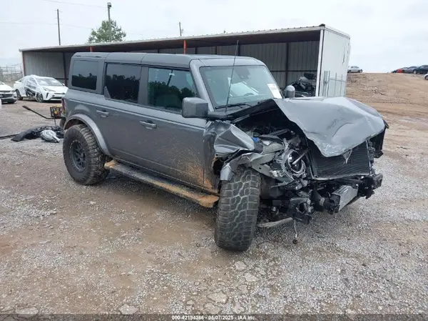 1FMDE5BH9PLB06017 2023 FORD BRONCO - Image 1