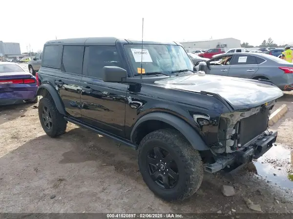 1FMDE5BHOPLB83665 2023 FORD BRONCO - Image 1