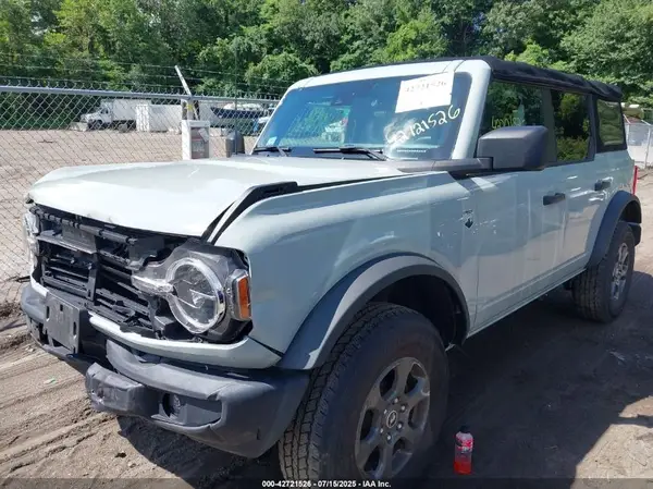 1FMDE5BHXMLA83651 2021 FORD BRONCO - Image 2