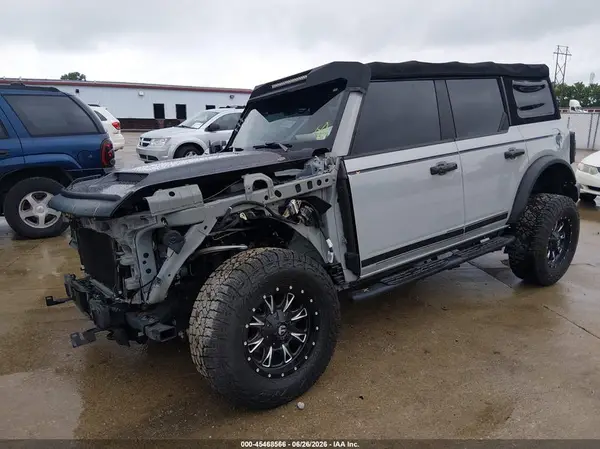1FMDE5BHXMLA84475 2021 FORD BRONCO - Image 2