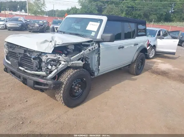 1FMDE5BHXNLA95252 2022 FORD BRONCO - Image 2