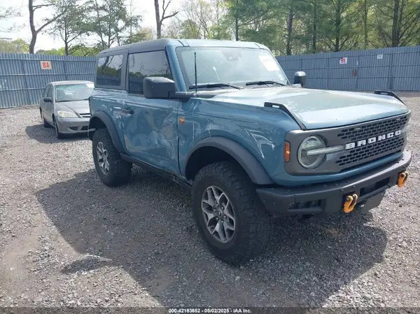 1FMDE5CH4NLB02713 2022 FORD BRONCO - Image 1