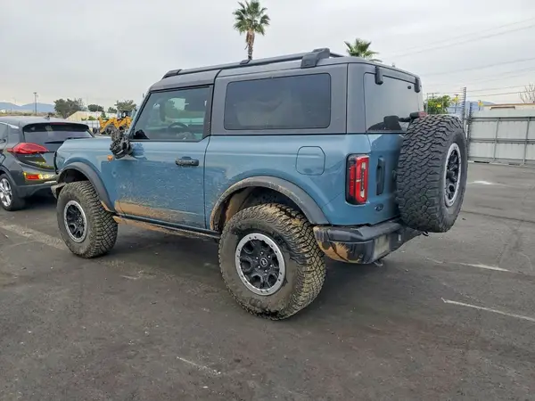 1FMDE5CH5NLB07256 2022 FORD BRONCO - Image 2