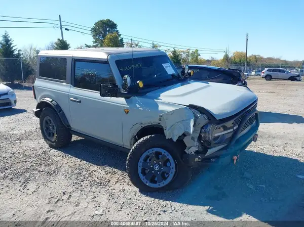 1FMDE5CH9NLA92129 2022 FORD BRONCO - Image 1