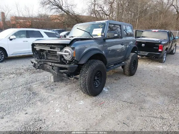 1FMDE5CP2NLB67566 2022 FORD BRONCO - Image 2