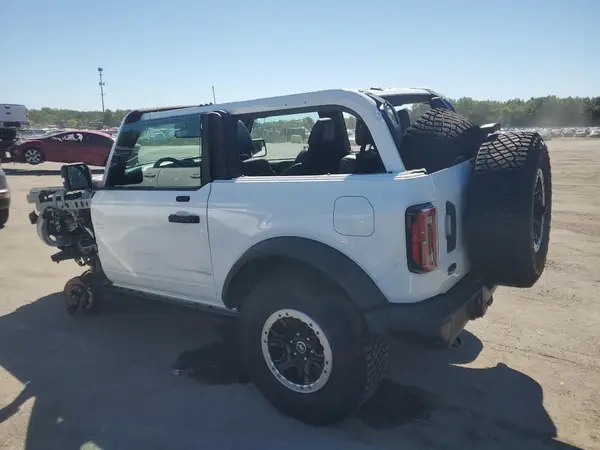1FMDE5CP3MLA99339 2021 FORD BRONCO - Image 2