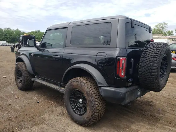 1FMDE5CP3NLA87483 2022 FORD BRONCO - Image 2