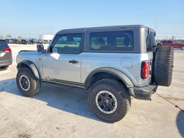 1FMDE5CP3PLB45188 2023 FORD BRONCO - Image 2