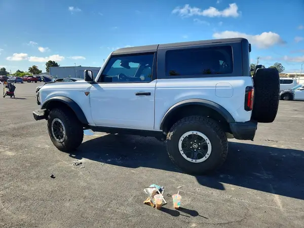 1FMDE5CP6PLB70070 2023 FORD BRONCO - Image 2
