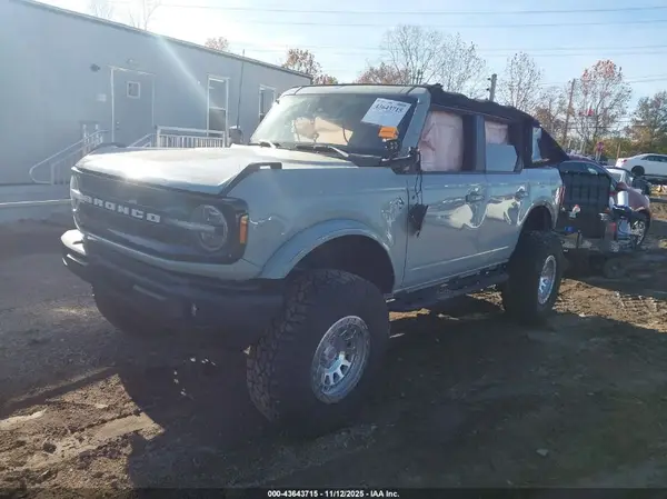 1FMDE5DH0MLA61168 2021 FORD BRONCO - Image 2