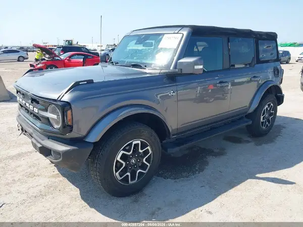 1FMDE5DH0PLA88424 2023 FORD BRONCO - Image 2