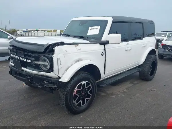 1FMDE5DH1NLB21380 2022 FORD BRONCO - Image 2