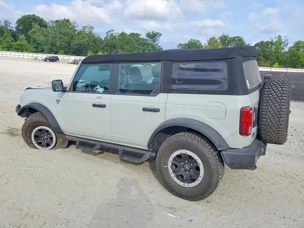 1FMDE5DH1NLB63953 2022 FORD BRONCO - Image 2