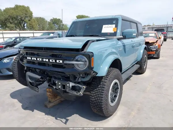 1FMDE5DH3NLB32915 2022 FORD BRONCO - Image 2