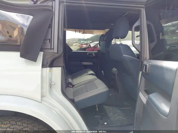 1FMDE5DH4MLA61268 2021 FORD BRONCO - Image 8