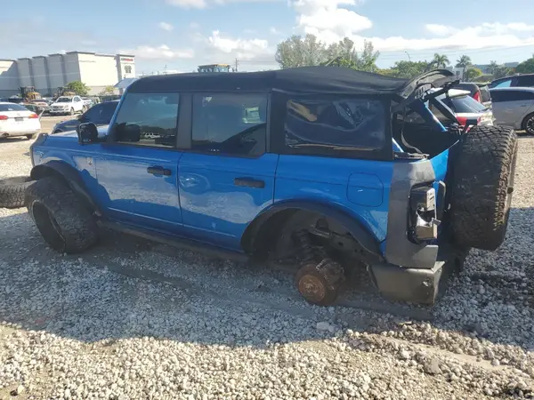 1FMDE5DH4NLA76502 2022 FORD BRONCO - Image 2