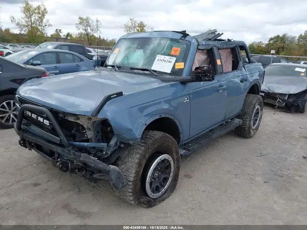 1FMDE5DH6PLB66883 2023 FORD BRONCO - Image 2