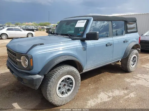 1FMDE5DH7PLB15182 2023 FORD BRONCO - Image 2