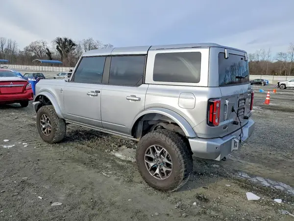 1FMDE5DH8NLB02857 2022 FORD BRONCO - Image 2