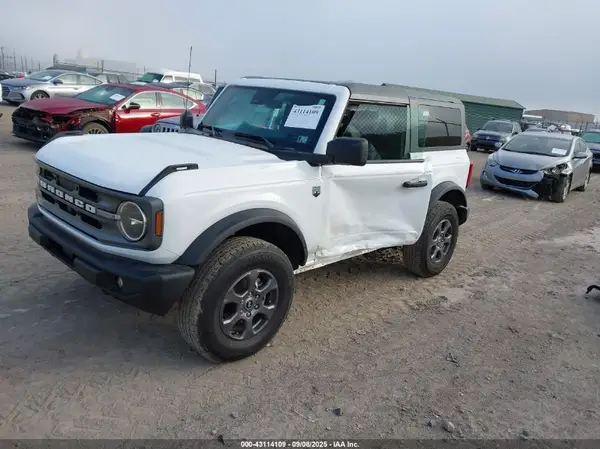 1FMDE7AH8RLA79876 2024 FORD BRONCO - Image 2