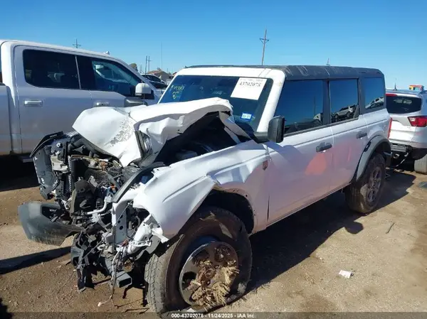 1FMDE7BH2RLB31212 2024 FORD BRONCO - Image 2