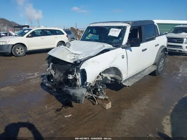 1FMDE7BH2SLB36223 2025 FORD BRONCO - Image 2