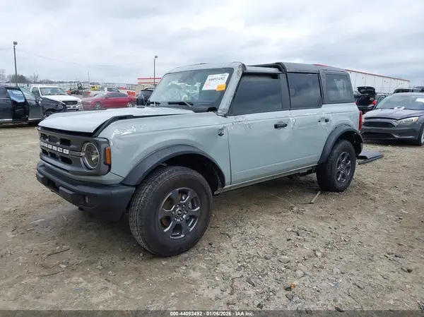 1FMDE7BH3RLB08537 2024 FORD BRONCO - Image 2