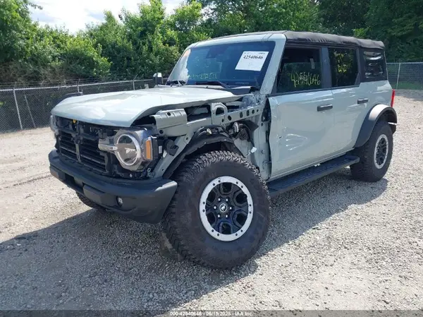 1FMDE7BH4RLA68548 2024 FORD BRONCO - Image 2