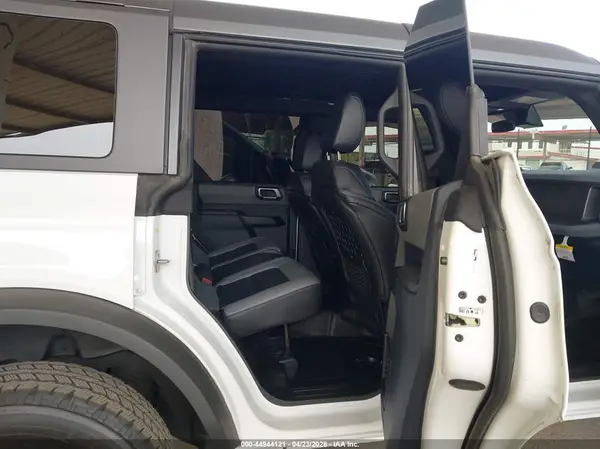 1FMDE7BHXRLA66237 2024 FORD BRONCO - Image 8