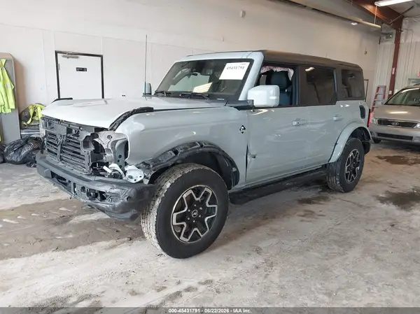 1FMDE8BH1RLA23718 2024 FORD BRONCO - Image 2